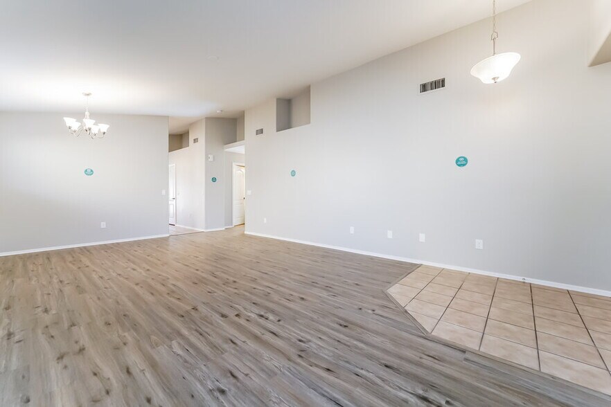 Building Photo - 6821 W Copperwood Way