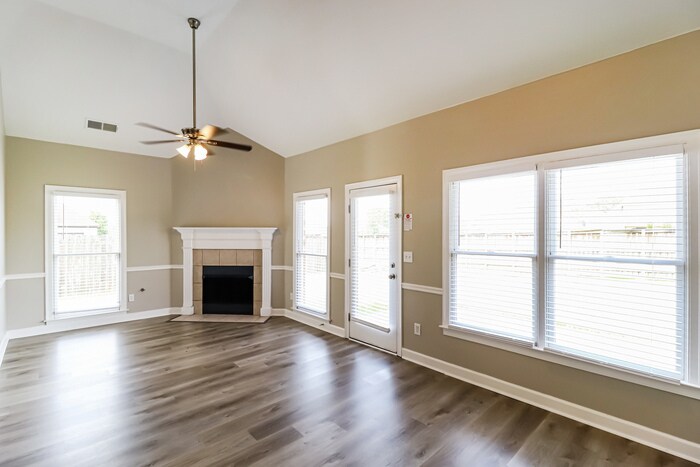 Building Photo - 5036 Devan Woods Cove