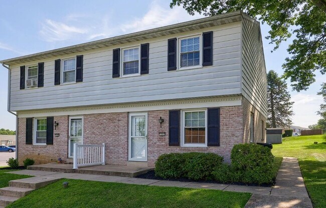 Building Photo - 131 Highview Dr