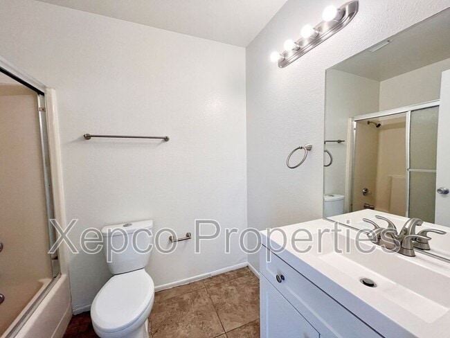 Building Photo - 41680 Maroon Town Rd