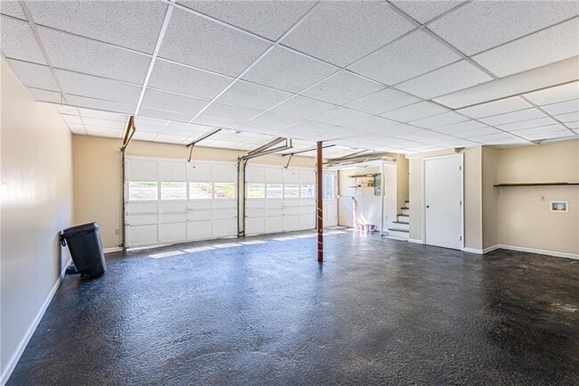 Building Photo - 6080 Stone Wood Dr NW