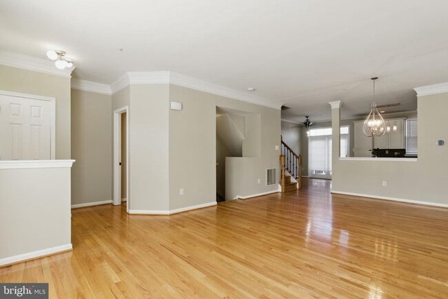 Building Photo - 20801 Shamrock Glen Cir