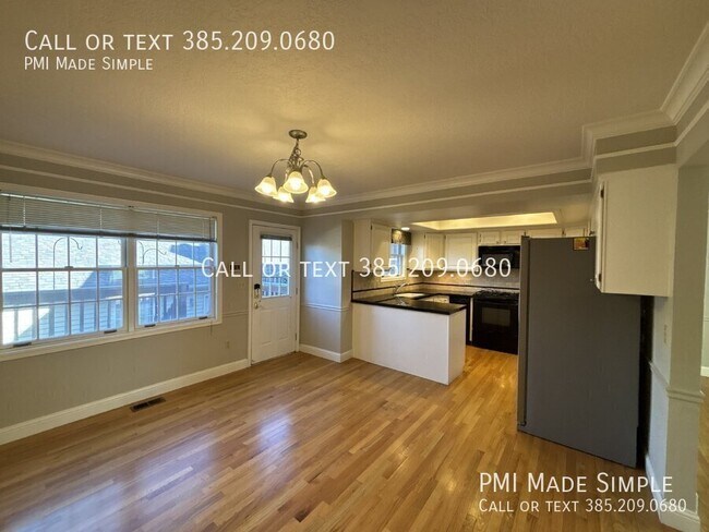 Building Photo - Fantastic 3-Bedroom Townhome in Provo
