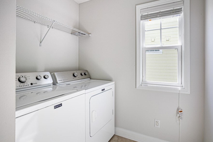 Building Photo - 2147 Oyster Reef Ln