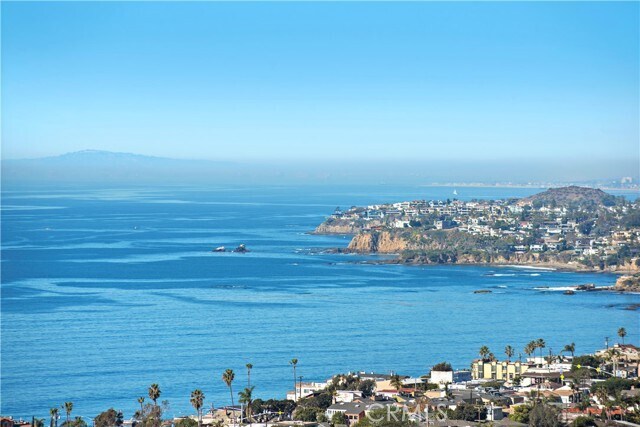 Building Photo - 2173 Crestview Dr