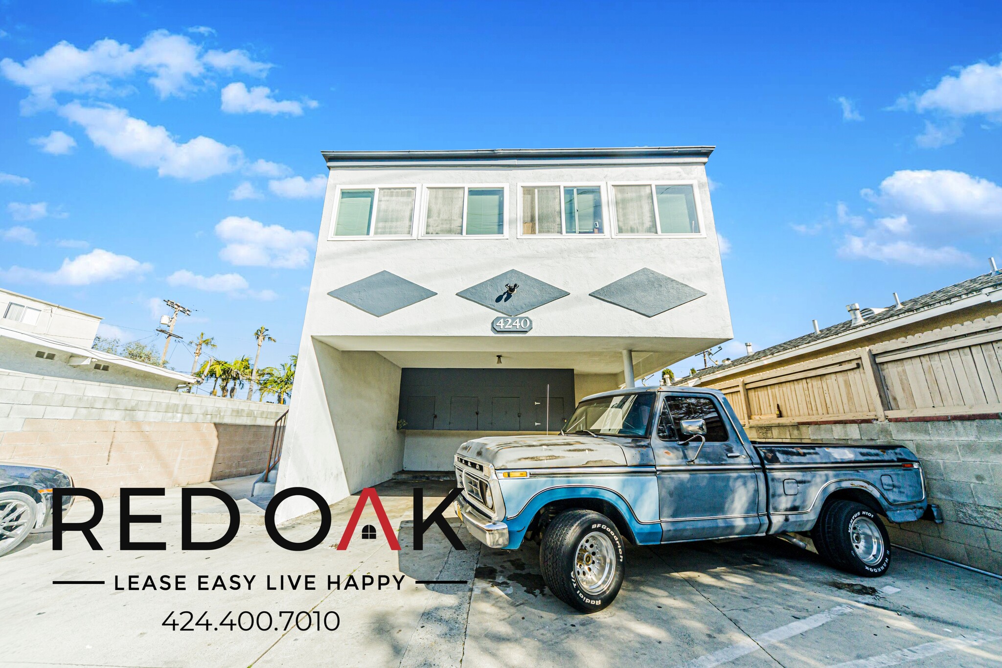 Building Photo - 4240 S Centinela Ave