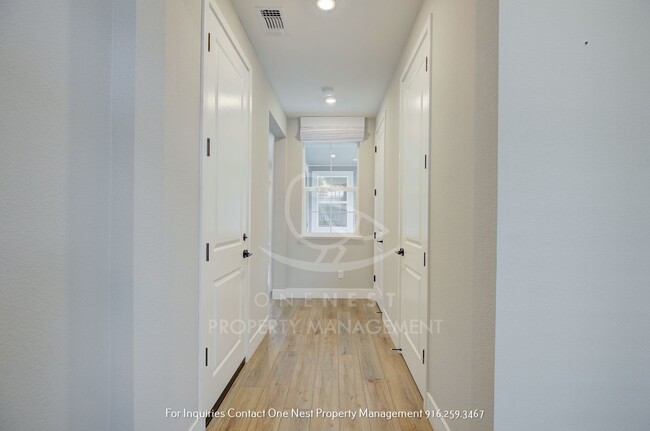 Building Photo - Luxury Living in Prime Granite Bay Location!
