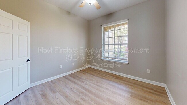 Building Photo - 7990 Baymeadows Rd E