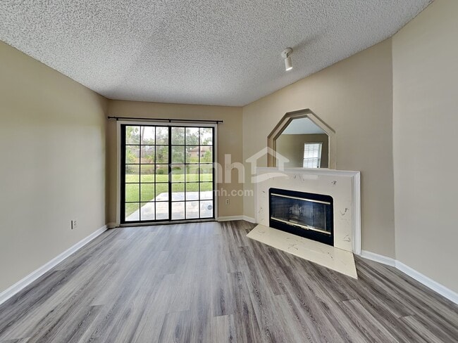 Building Photo - 1157 Windy Willows Dr