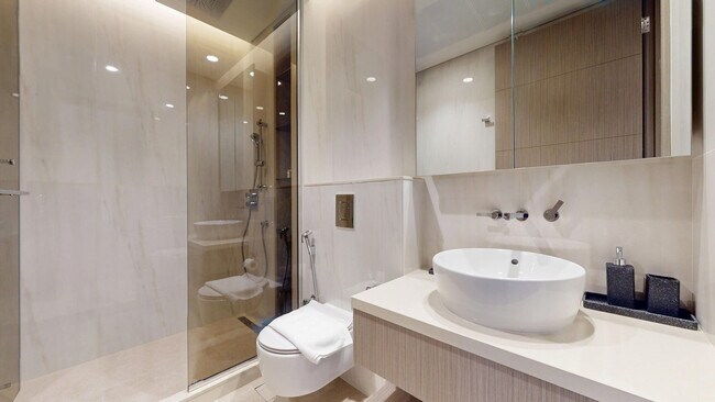 Building Photo - 576 Business Park Dr