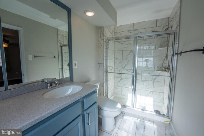 Building Photo - 8209 Mockingbird Dr