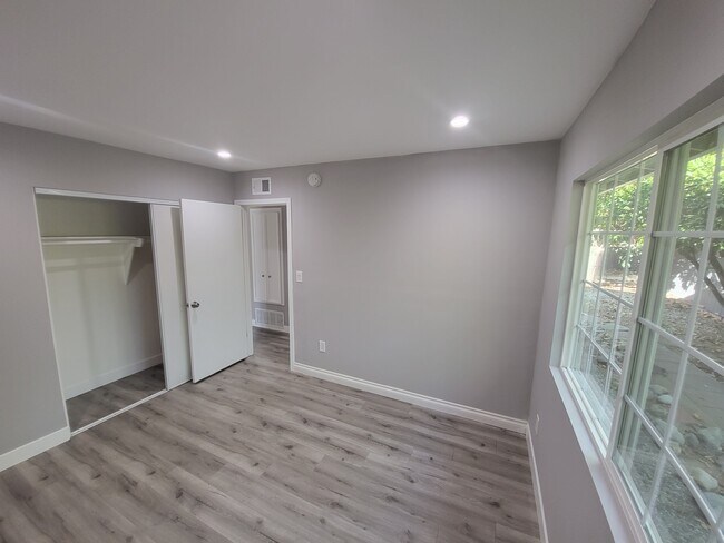 Building Photo - 19221 Napa St