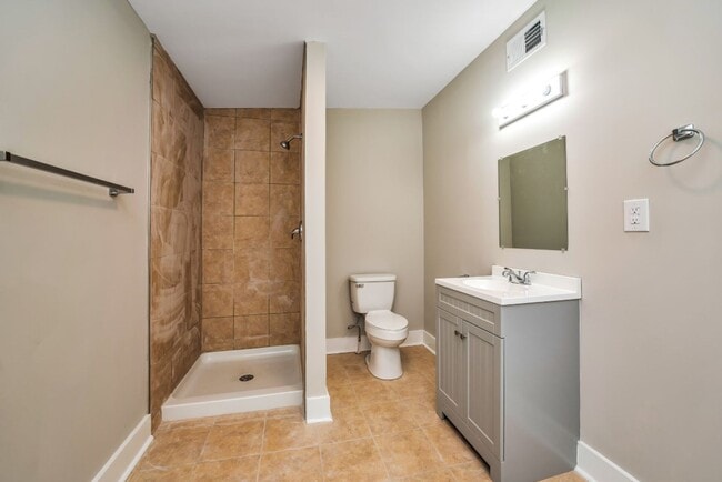 Building Photo - Renovated 3BR Gem in Sumiton