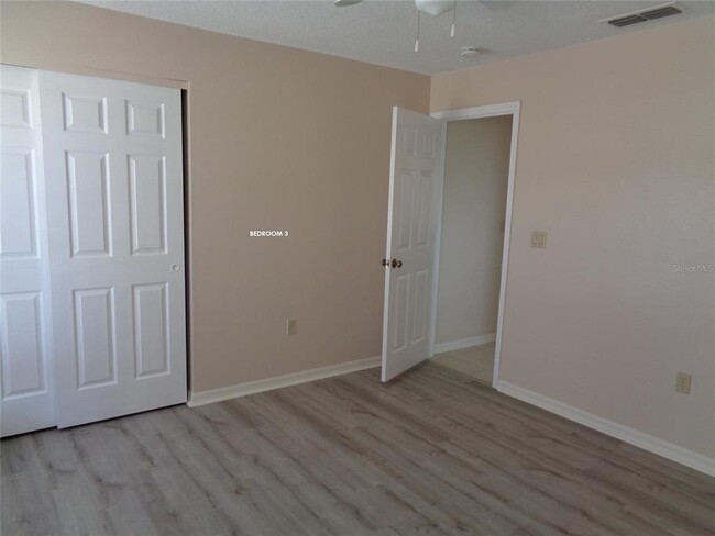 Building Photo - 210 Woodingham Trail