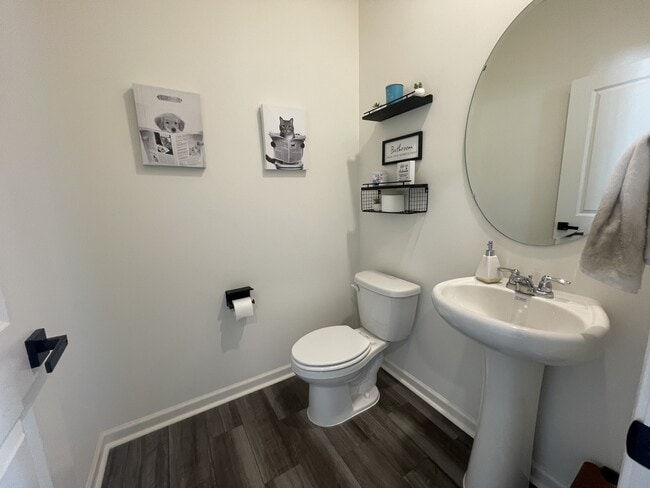 Building Photo - 156 Babbling Brk Dr