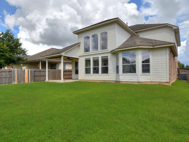 Building Photo - 3664 Rosalina Loop