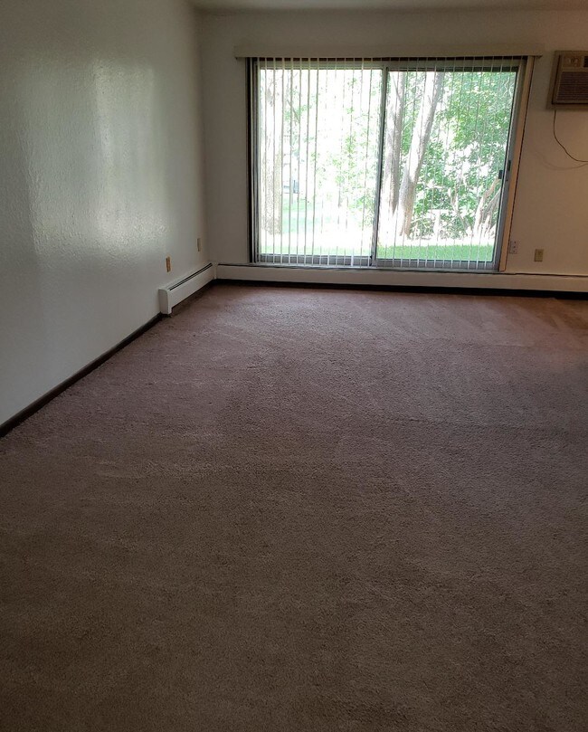 Ridgewood Apartments 18711885 Wilson Ave Saint Paul MN 55119