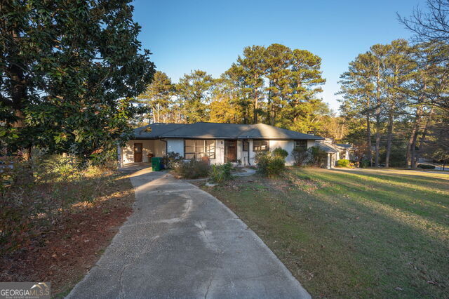 Building Photo - 1954 Woodbine Terrace NE