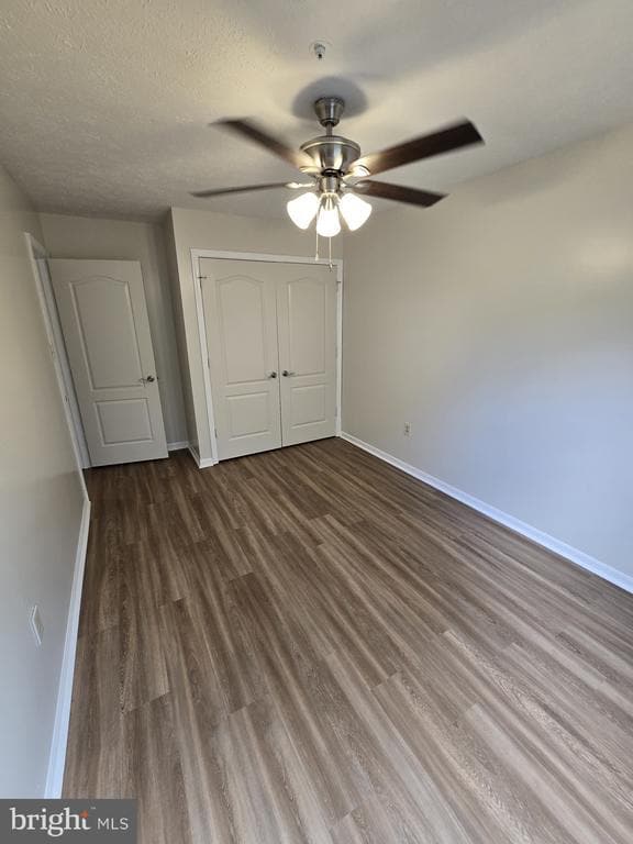 Building Photo - 6328 S Lake Ct