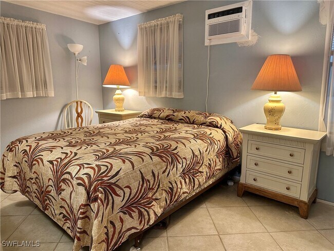 Building Photo - 3165 Bunny Run Dr
