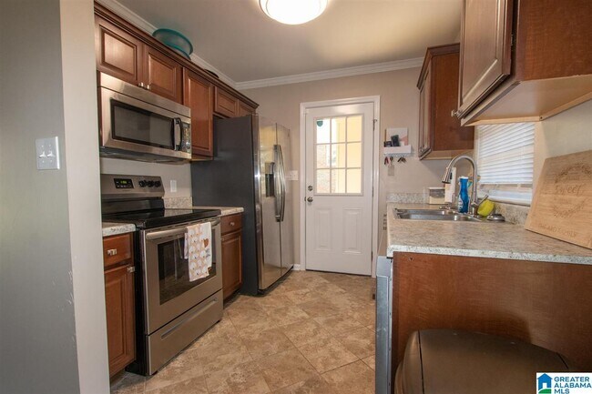 Building Photo - 2846 Brooklane Dr