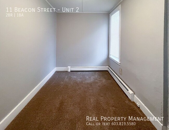 Building Photo - 1st Floor, 2 BR/1BA Apartment Available in...