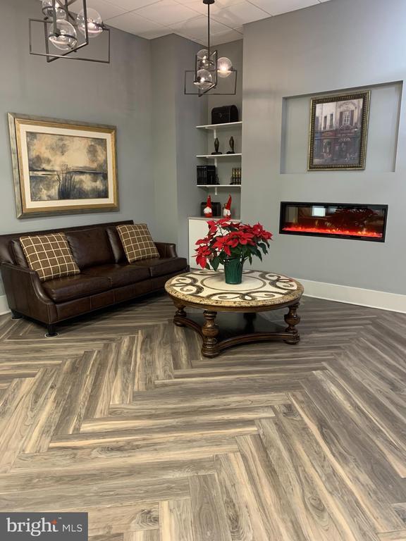 Building Photo - 5300 Holmes Run Pkwy