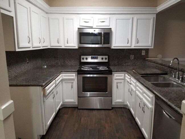 Building Photo - 12613 Newbrook Dr
