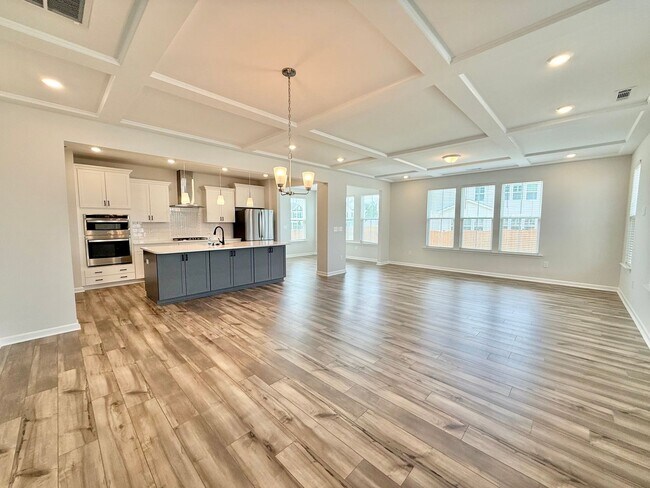 Building Photo - Stunning New 5BD, 5BA Garner Home with Lux...