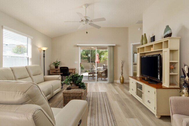 Building Photo - 304 Vidalia Pl