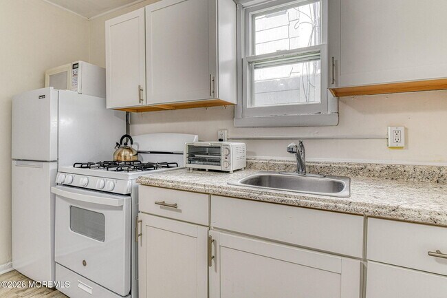 Building Photo - 31 Atlantic Ave