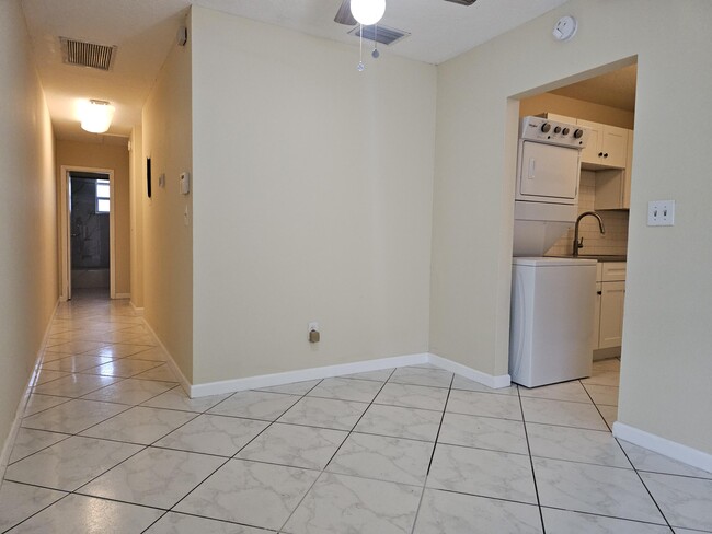 Building Photo - 4678 Myla Ln