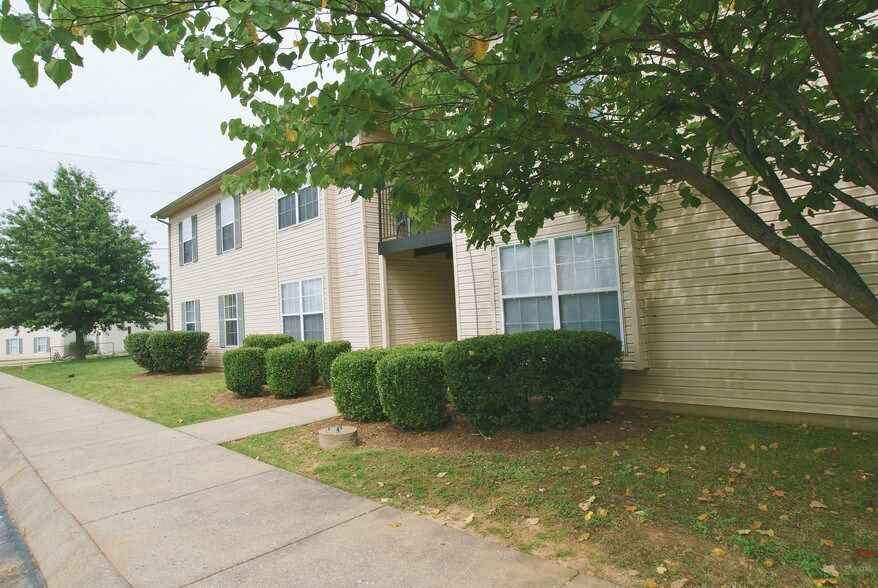 Portland Courtyard 101 Portland Courtyard Rd Portland TN 37148