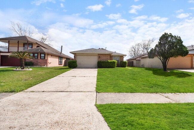 Primary Photo - 15242 Peachmeadow Ln