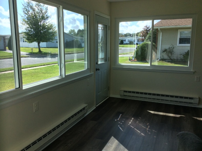 Building Photo - 158 Clay Cir