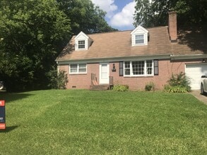 Building Photo - Great rental in Denbigh!