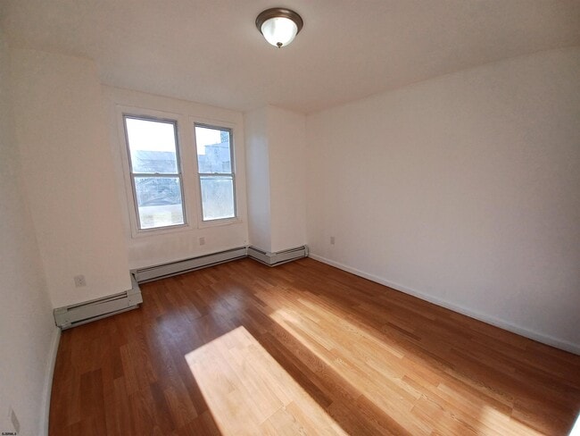 Building Photo - 322 N Tennessee Ave