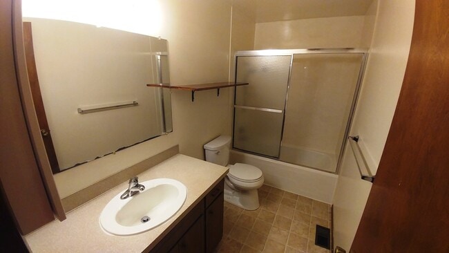 Building Photo - 2170mc