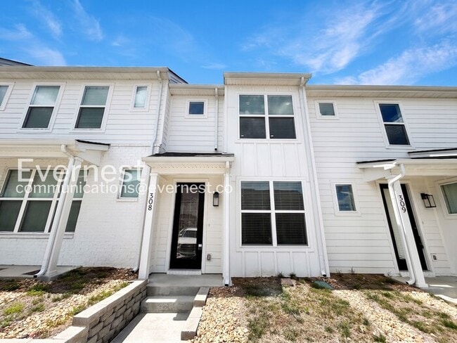 Building Photo - 308 Jeffries Wy