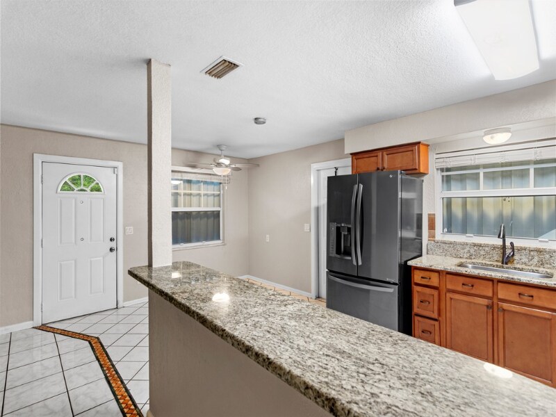 Building Photo - 1219 S 10th St