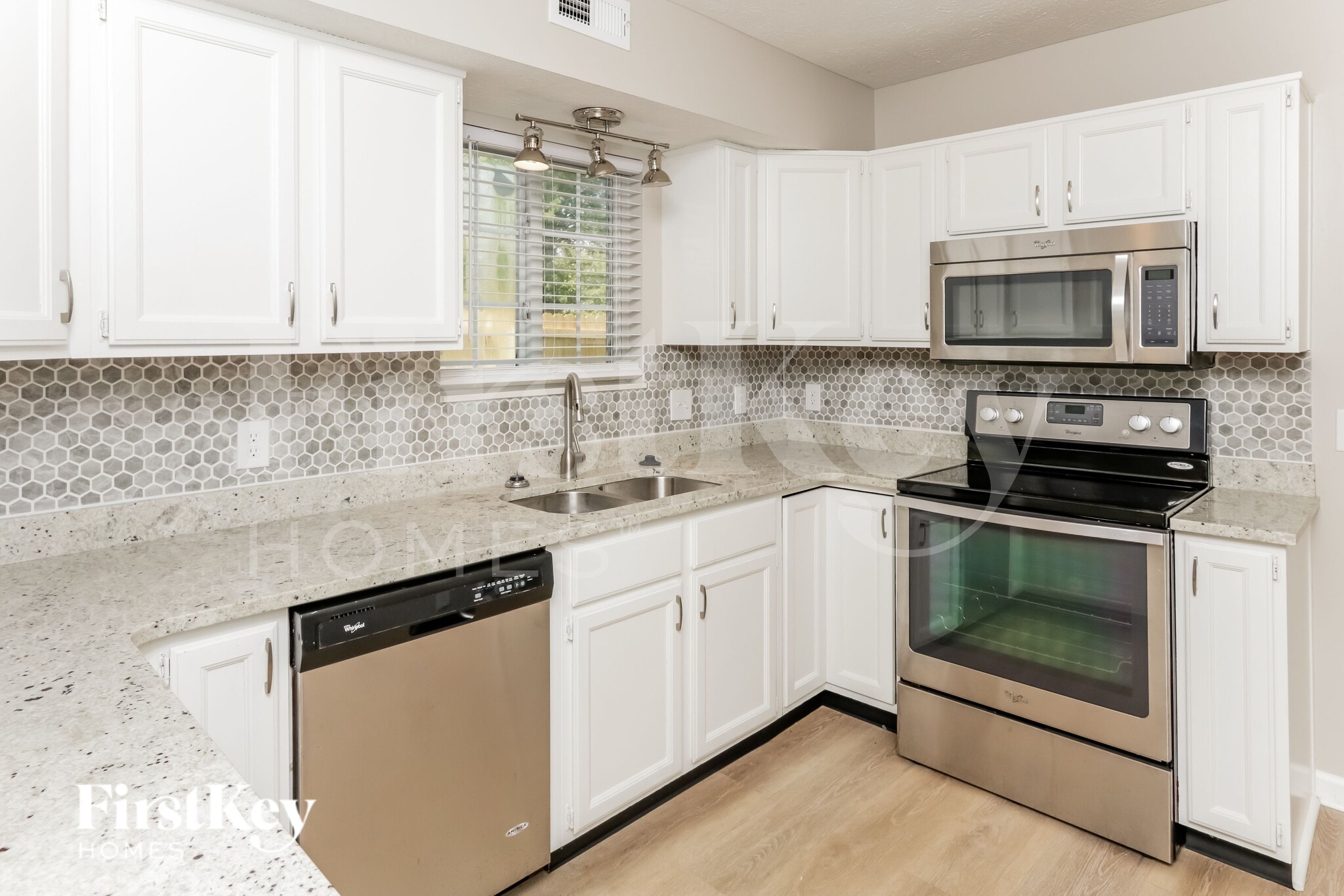 Building Photo - 5046 Bird Branch Dr