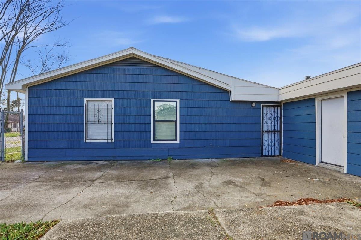 Building Photo - 3285 Ozark St