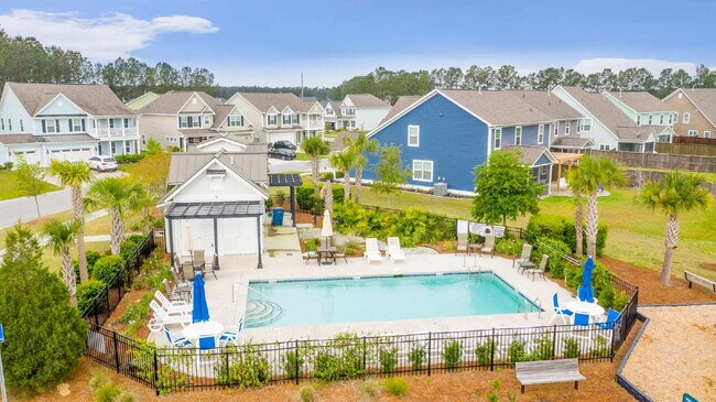 Building Photo - 373 Whispering Breeze Ln