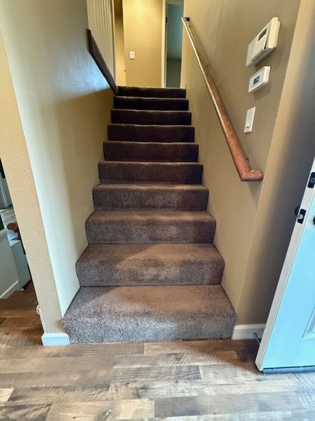 Building Photo - OPEN HOUSE this Wednesday 5pm-6:30pm - Private Redwood Setting | 4BR Home with Family Room, Bar &...