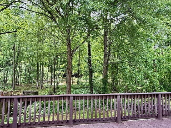 Building Photo - 900 Melrose Park Pl