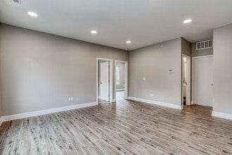 Building Photo - Brand New Luxury Apartments