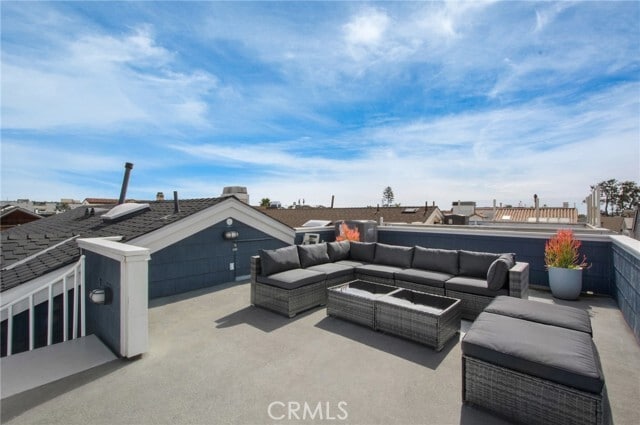 Building Photo - 327 Anade Ave