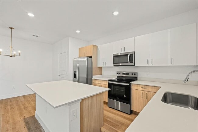 Building Photo - 14506 Stellar Pl