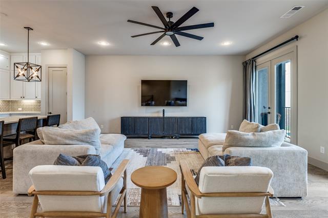 Building Photo - 1434 Elevado Dr