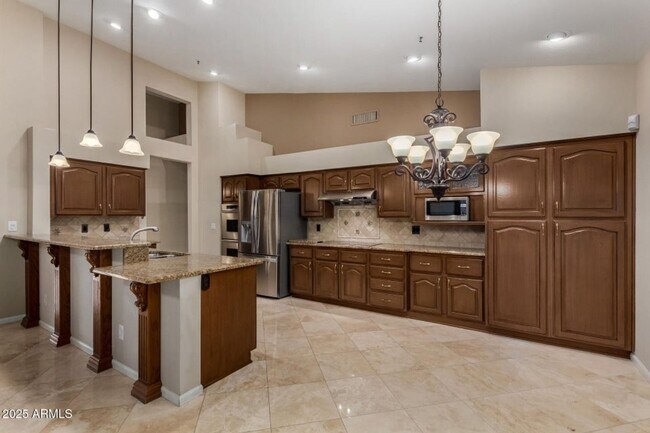 Building Photo - 4 Bedroom 2 Bathroom Scottsdale Ranch Home